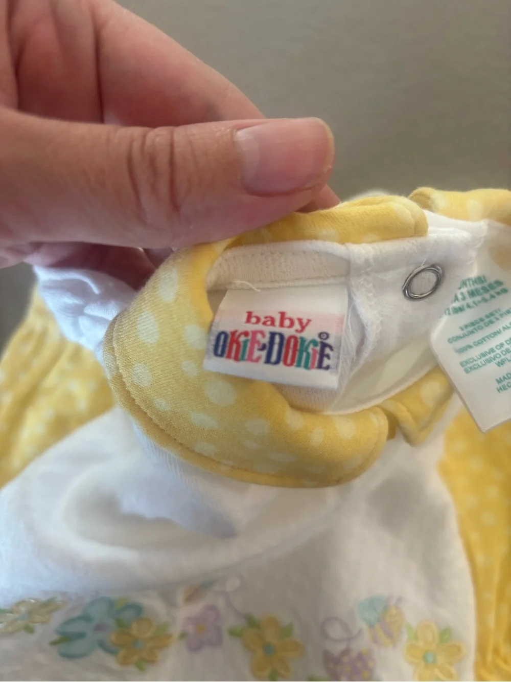 Vintage Okie Dokie Yellow & White Floral Baby Short Set - Unbranded